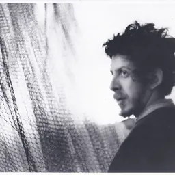 Portrait of Alan Saret