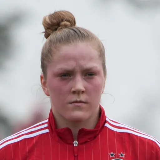 Portrait of Leonie Doege