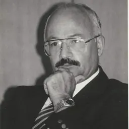 Portrait of Amos Eran