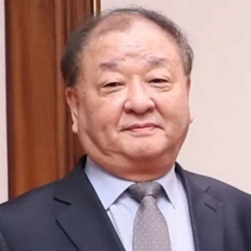 Portrait of Kang Chang-il
