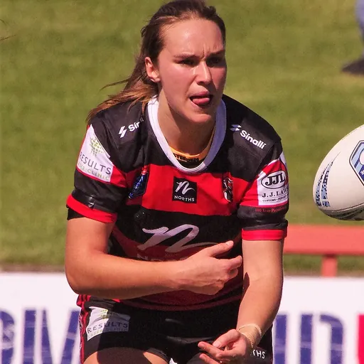 Portrait of Kirra Dibb