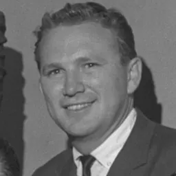 Portrait of Bob Thomas