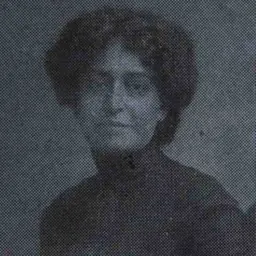 Portrait of Raquel Camaña