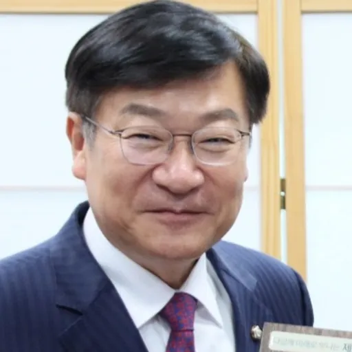 Portrait of Jeong Jeom-sig