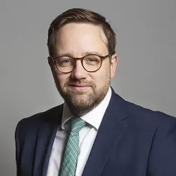 Portrait of Chris Elmore