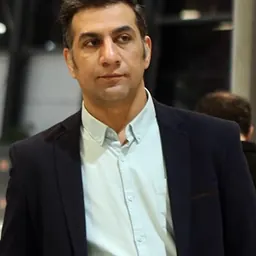 Portrait of Mohammad Naderi