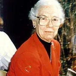 Portrait of Gini Laurie