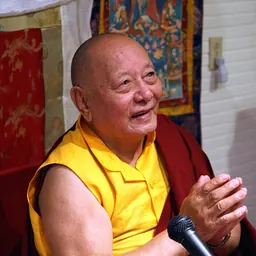 Portrait of Khenpo Karthar Rinpoche