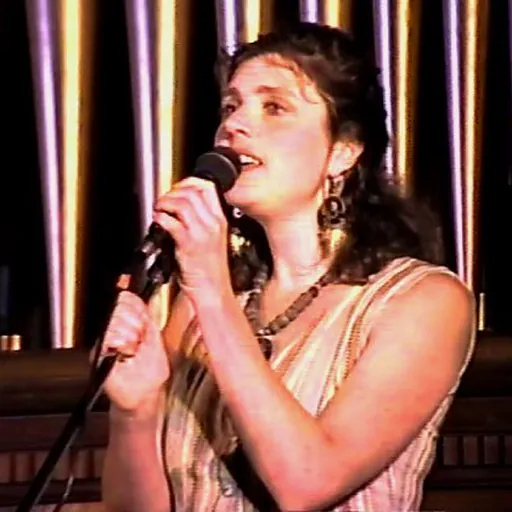 Portrait of Melanie Shanahan