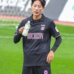 Portrait of Lee Jeong-bin