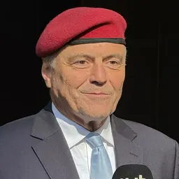 Portrait of Curtis Sliwa