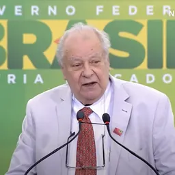 Portrait of Rogério Cerqueira Leite