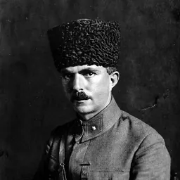 Portrait of İzzettin Çalışlar