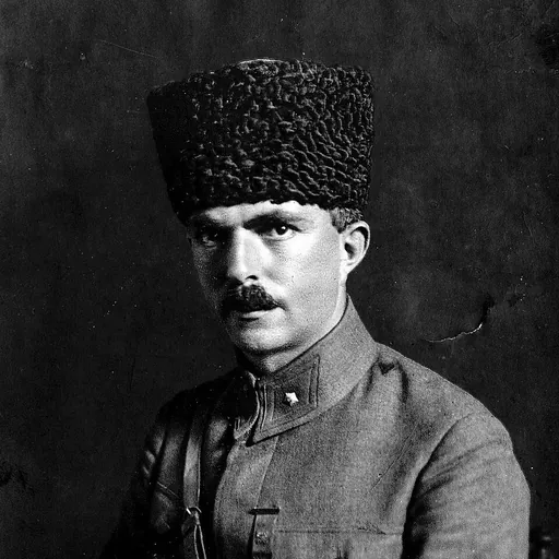 Portrait of İzzettin Çalışlar