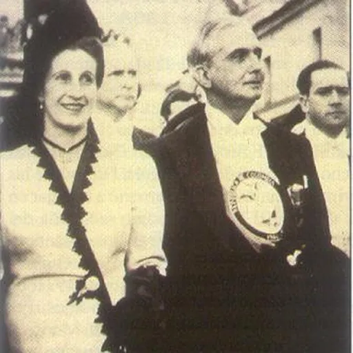 Portrait of Bertha Hernández de Ospina