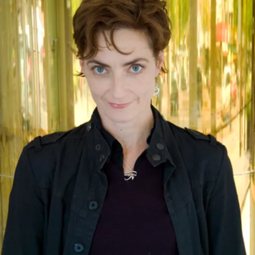 Portrait of Anouk van Dijk
