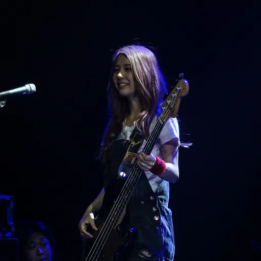 Portrait of Tomomi
