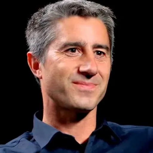 Portrait of François Ruffin