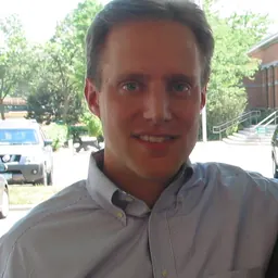 Portrait of Steve Simon