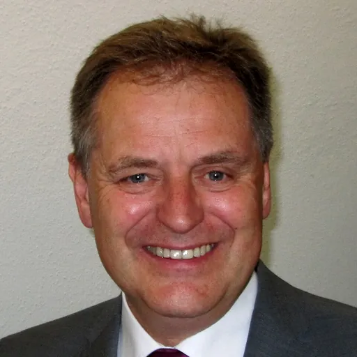Portrait of Richard Arnold