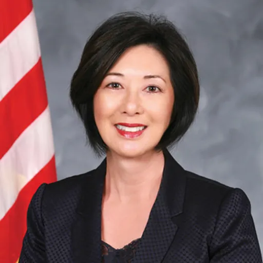 Portrait of Lisa Bartlett