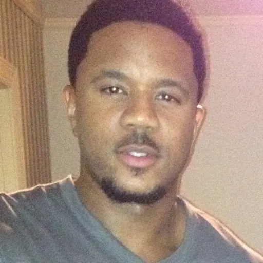 Portrait of Hosea Chanchez