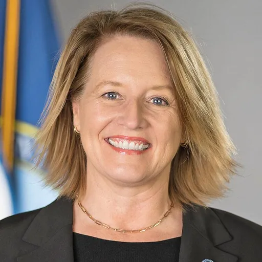 Portrait of Deanne Criswell