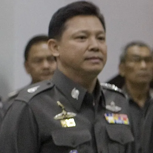 Portrait of Pongsapat Pongcharoen