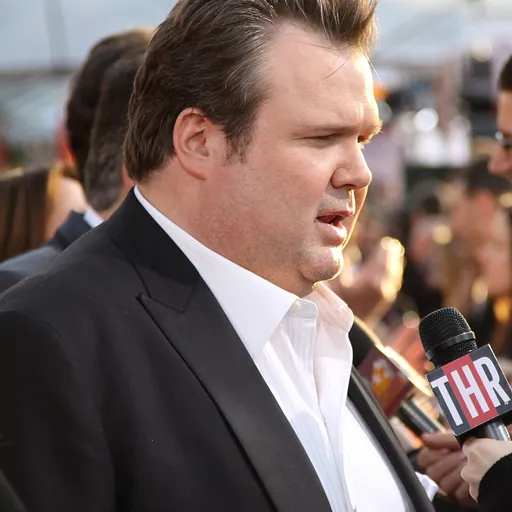Portrait of Eric Stonestreet