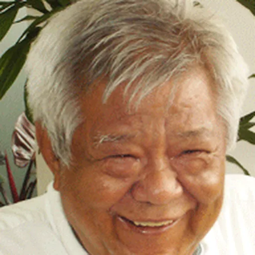 Portrait of Tin Moe