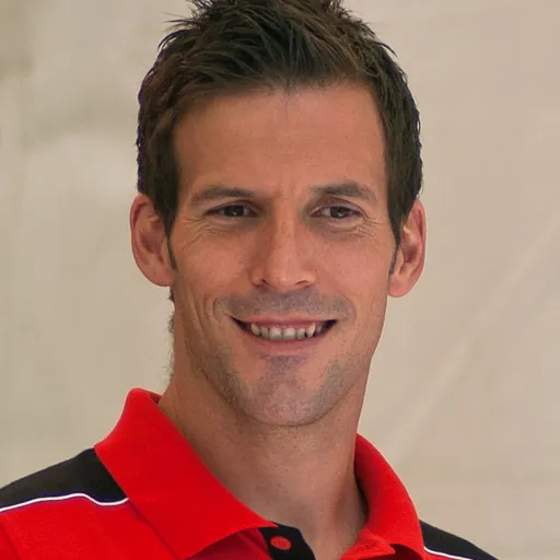Portrait of Jens Langeneke