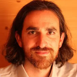 Portrait of Noah Charney
