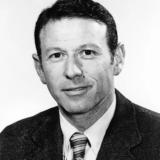 Portrait of Paul Berg