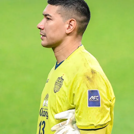 Portrait of Neil Etheridge
