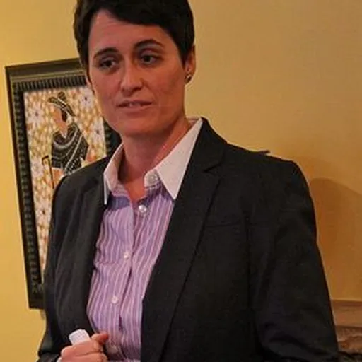 Portrait of Heather Mizeur