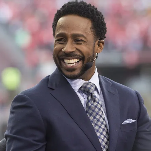 Portrait of Desmond Howard