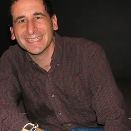 Portrait of Mike Reiss