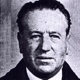 Portrait of Hernán Correa Roberts