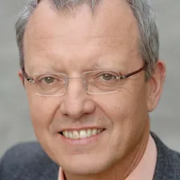 Portrait of Michael Schratz
