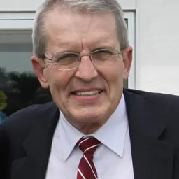 Portrait of Jeffrey Bell