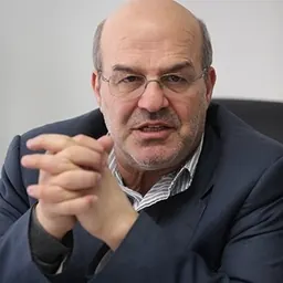 Portrait of Isa Kalantari