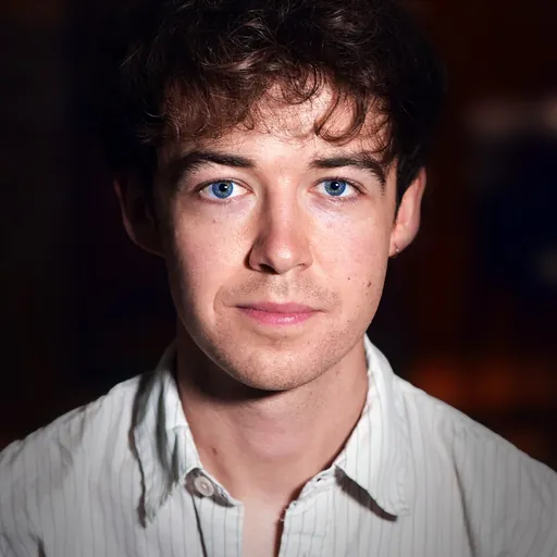 Portrait of Alex Lawther