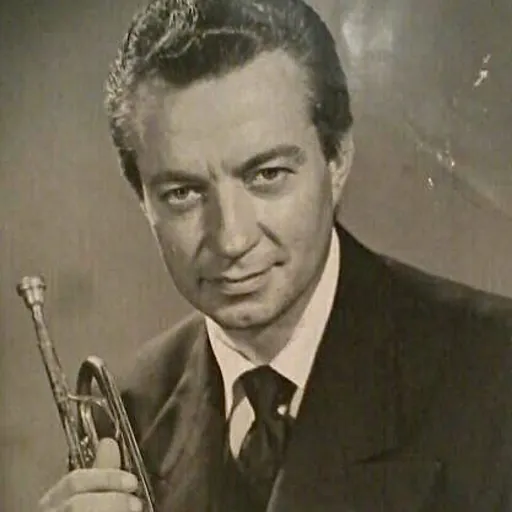 Portrait of Harry Gozzard