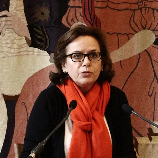 Portrait of Françoise Benhamou