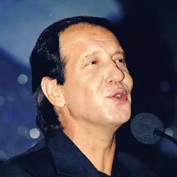 Portrait of Yigal Bashan