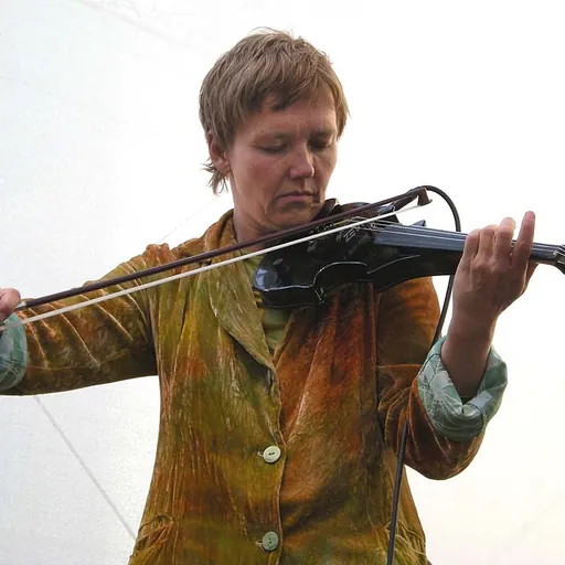 Portrait of Mia Zabelka