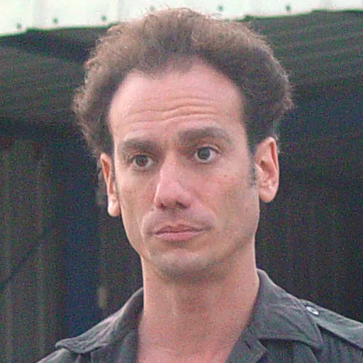 Portrait of Tomer Sharon