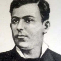 Portrait of Visar Dodani