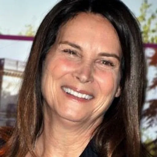 Portrait of Lisa Hoffman