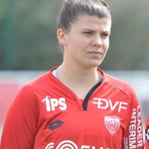 Portrait of Laura Bouillot